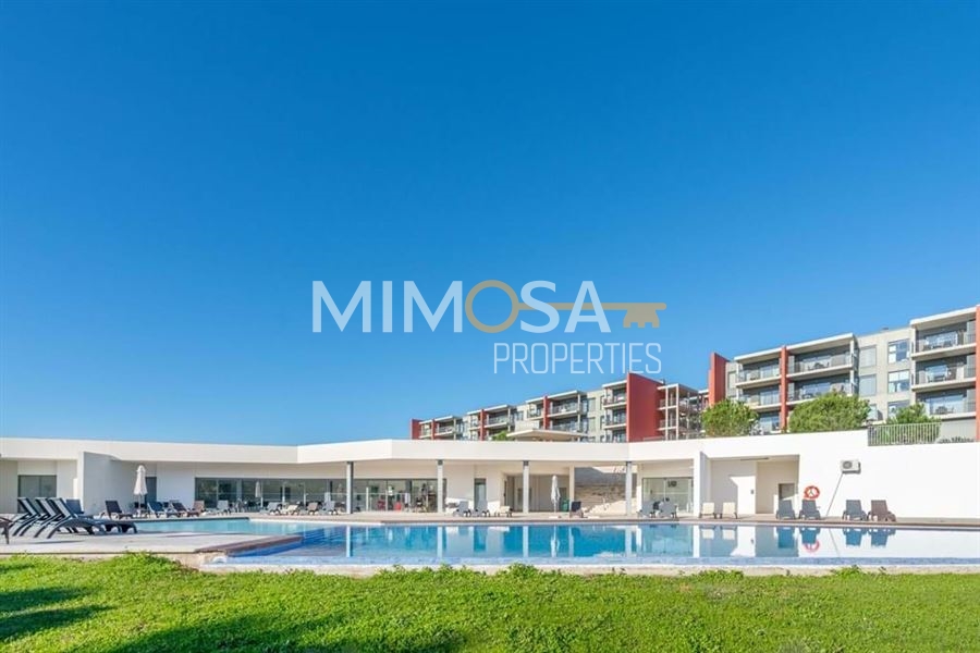 Apartment in Mexilhoeira Grande - view 1