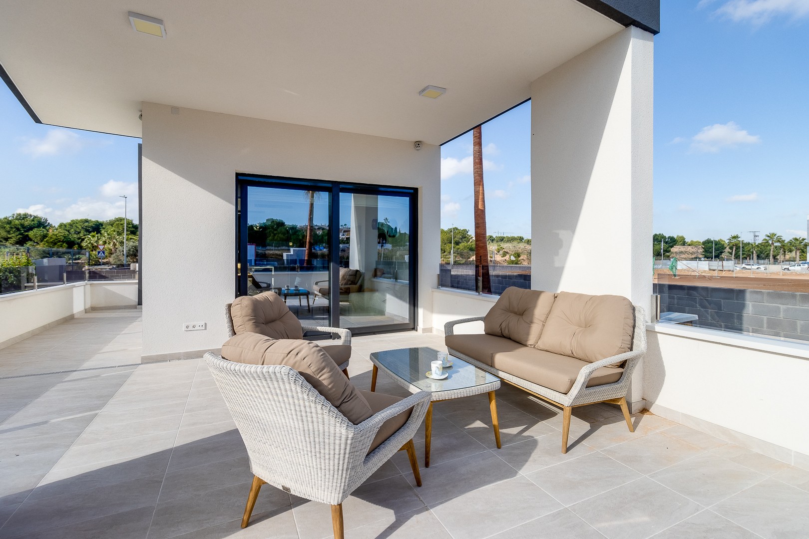 Apartment in Urbanizacion los Balcones - view 1