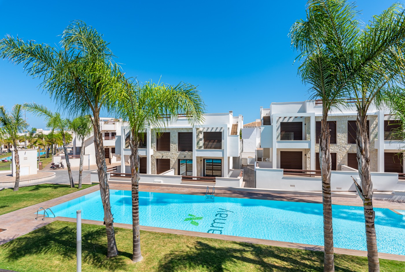 Apartment in Alicante - view 1