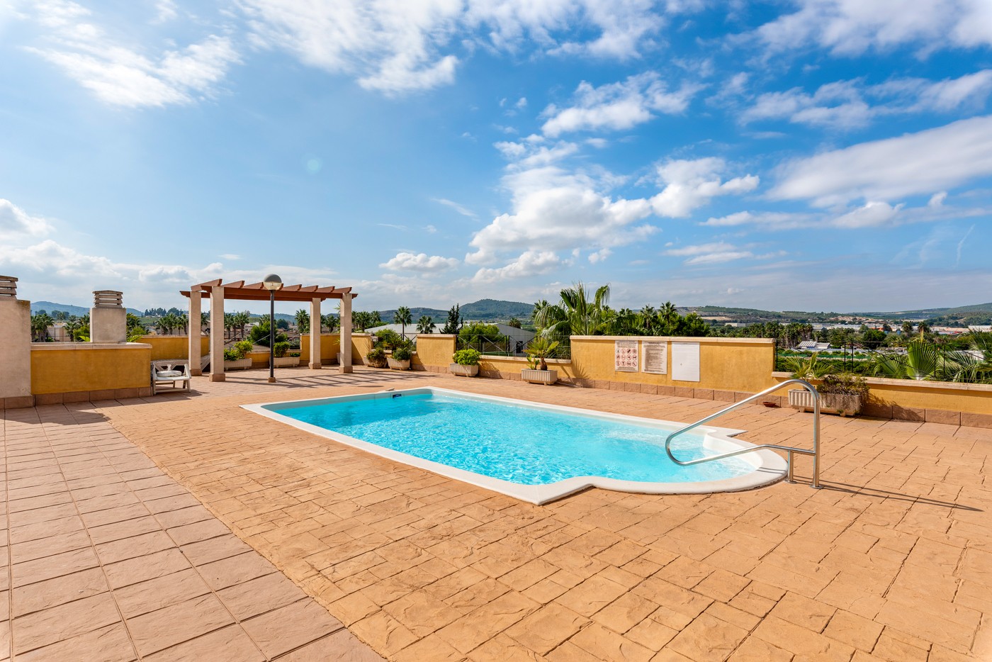 House in Jacarilla - view 1