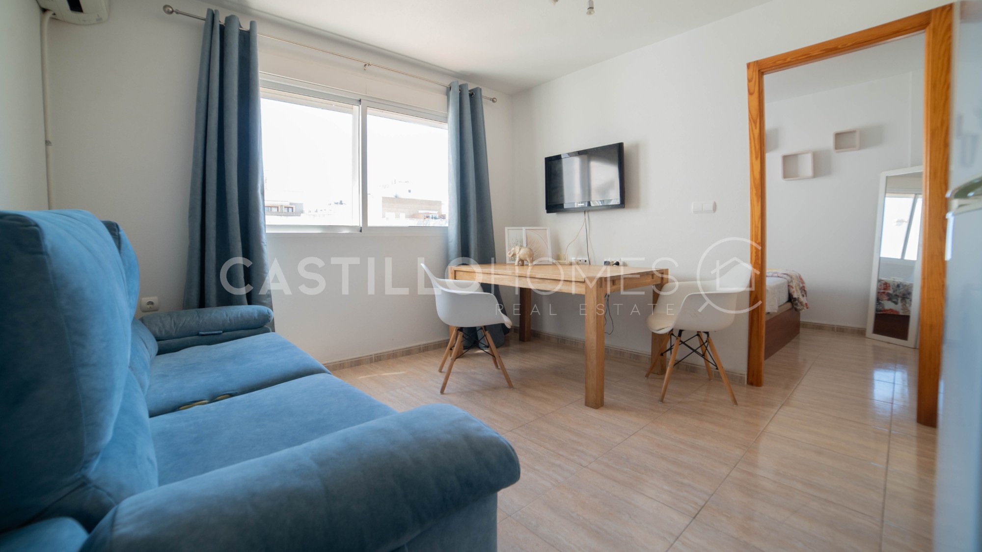 Apartment in Alicante - view 1