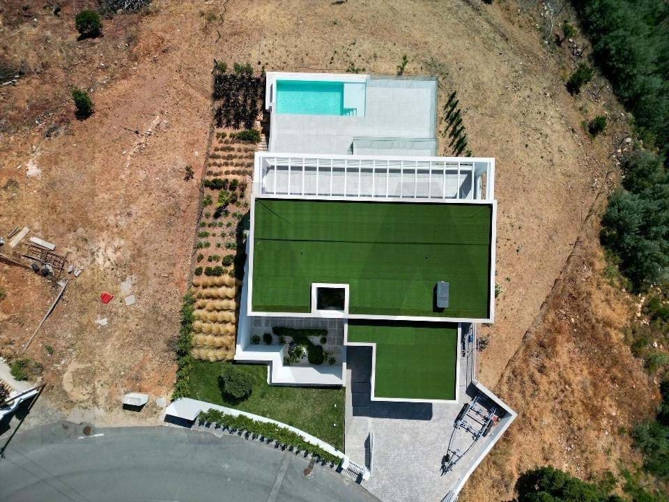 Villa in Caldas de Monchique - view 1