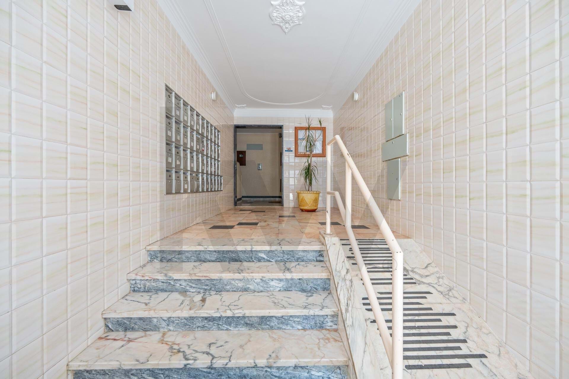 Apartment in Armacao de Pera - view 1