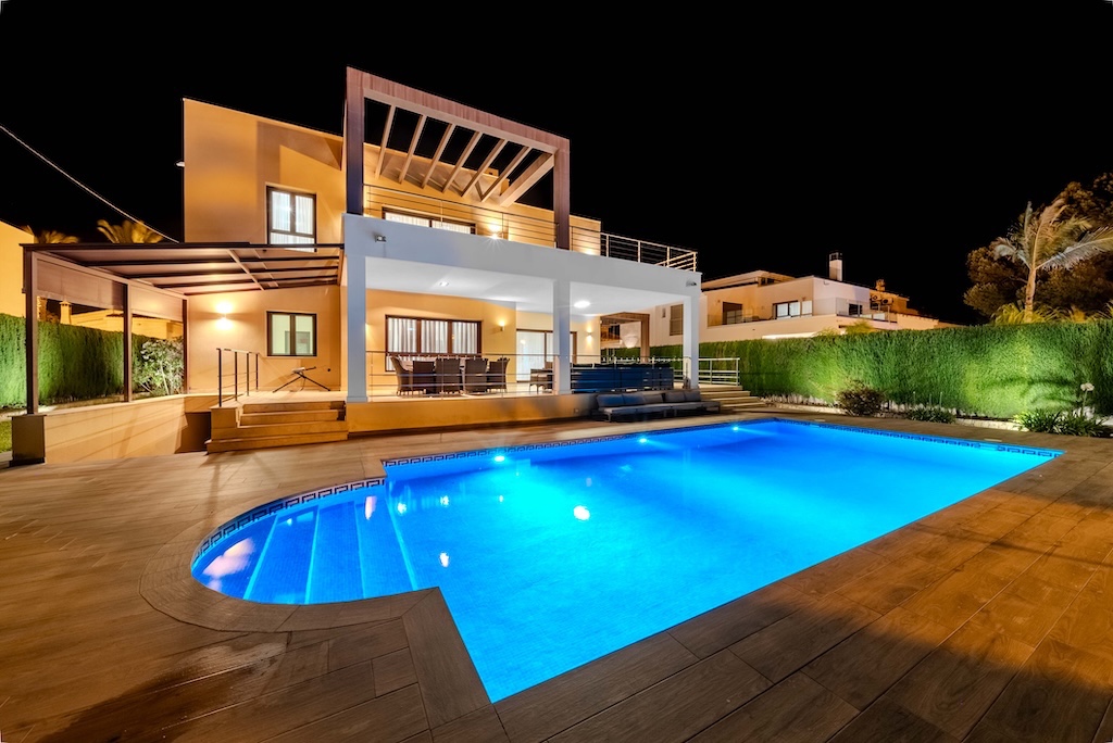 Villa in Alicante - view 1