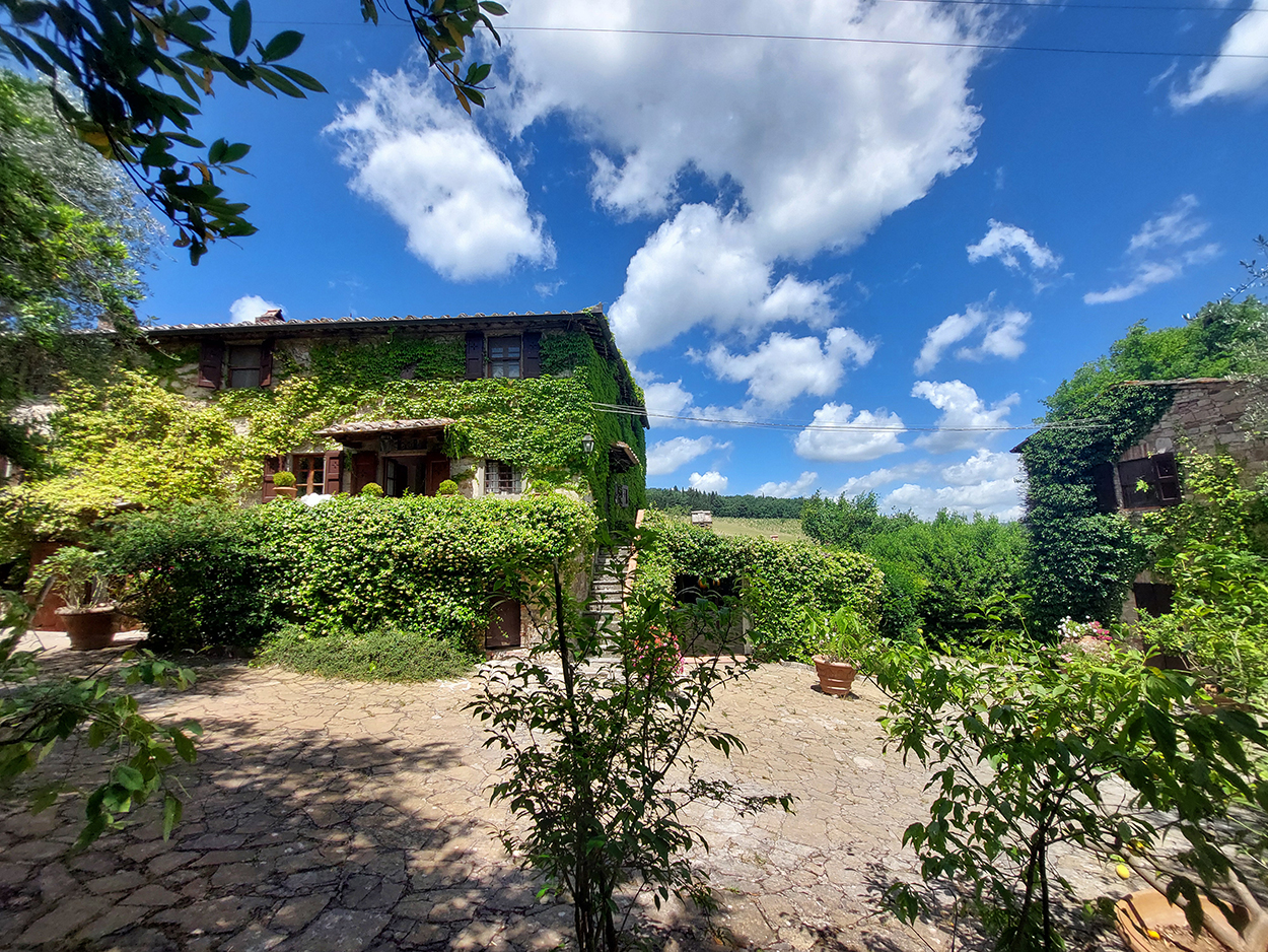House in San Donato - view 1