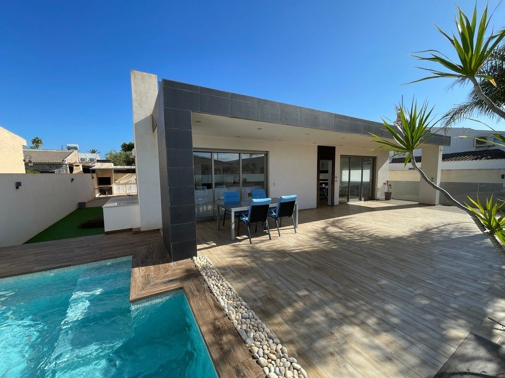 Villa in Cartagena - view 1