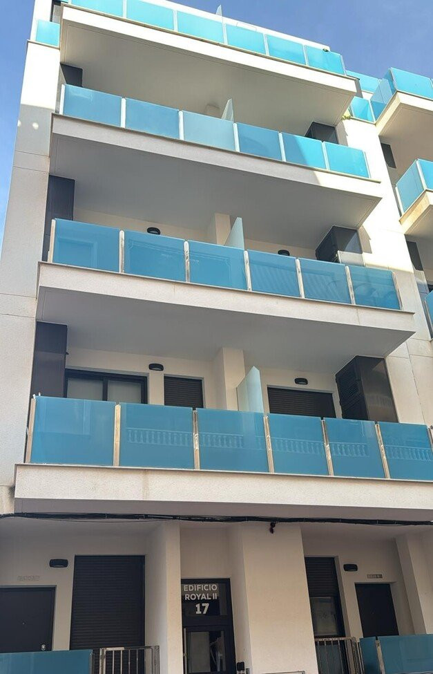 Apartment in Torrevieja - view 1