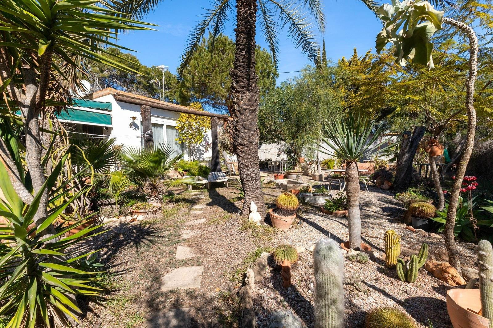 Villa in Urbanizacion los Balcones - view 1