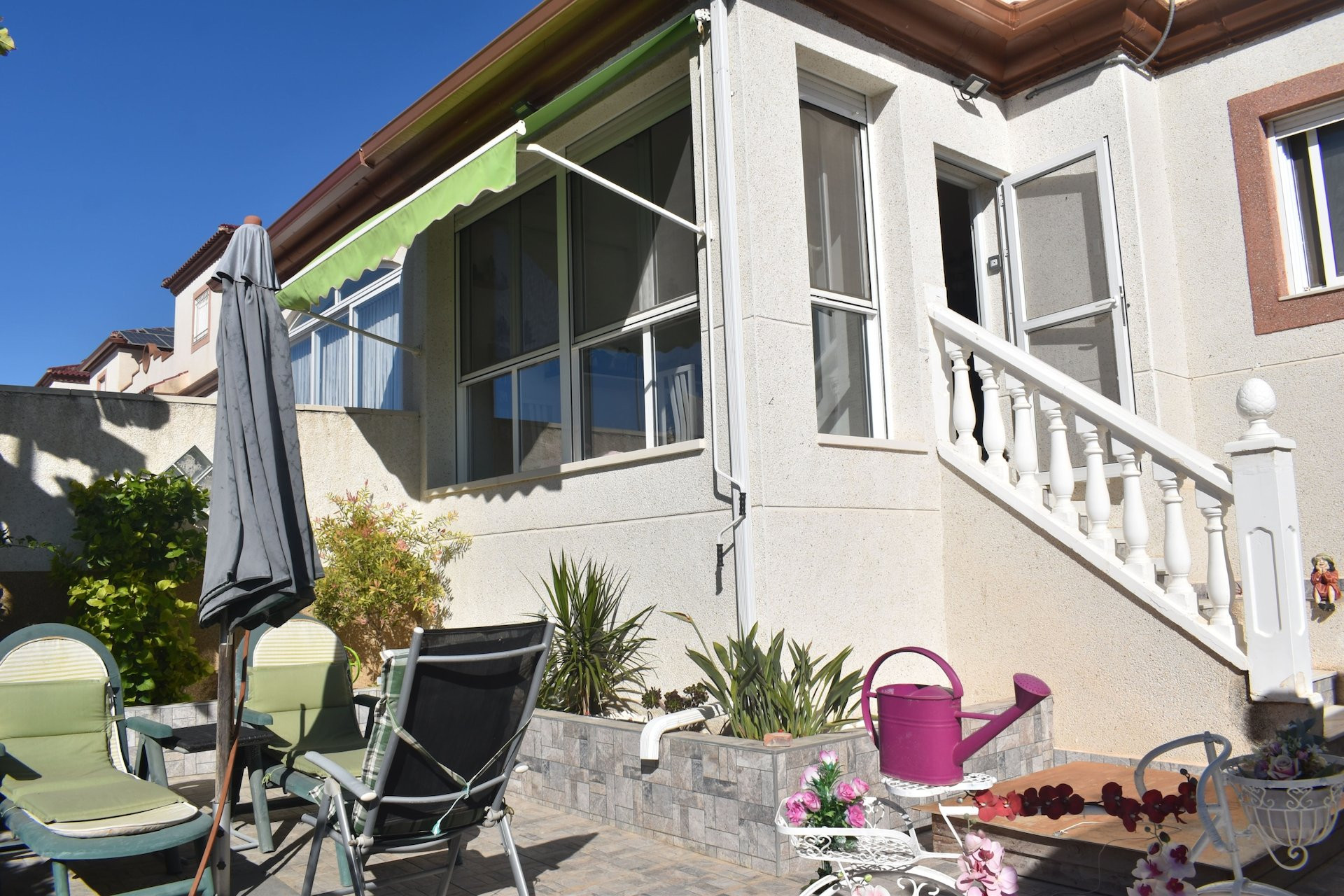 Villa in Alicante - view 1