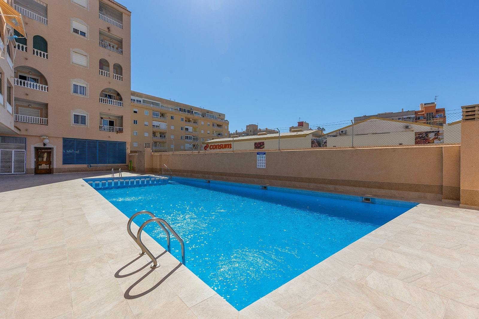 Apartment in Torrevieja - view 1