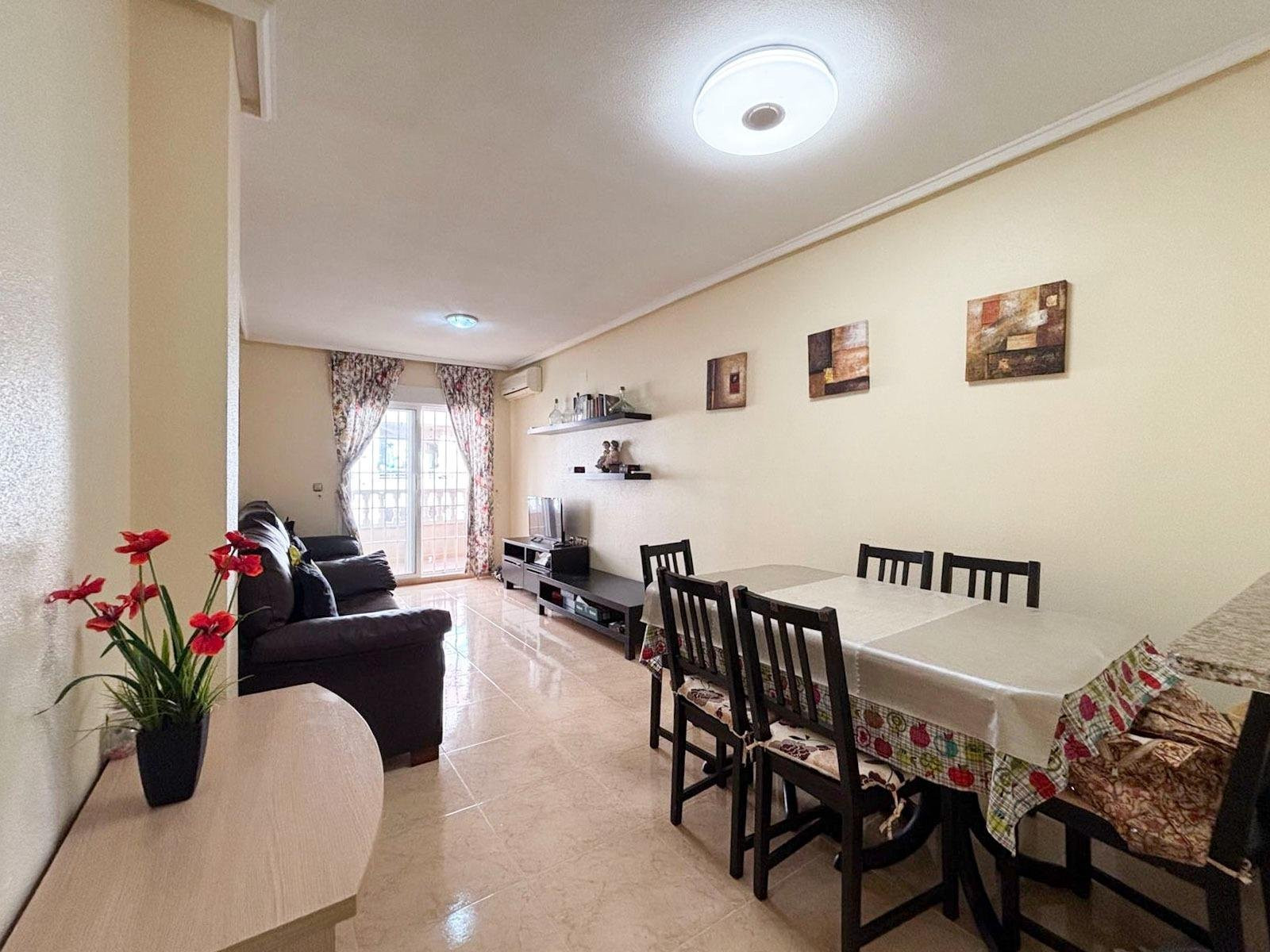 Apartment in Torrevieja - view 1