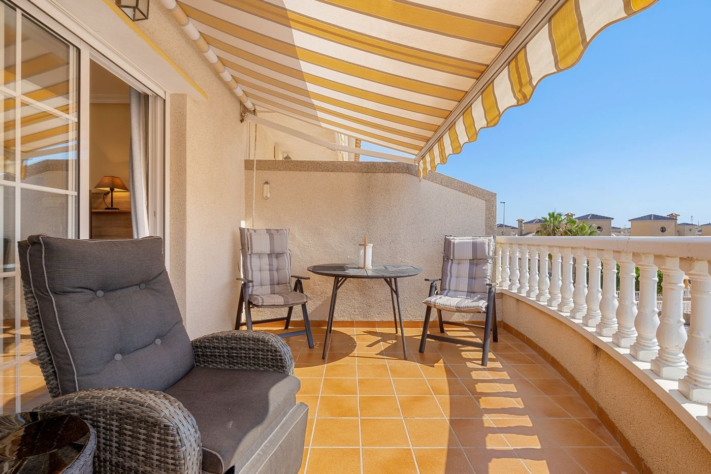 Apartment in Urbanizacion los Balcones - view 1