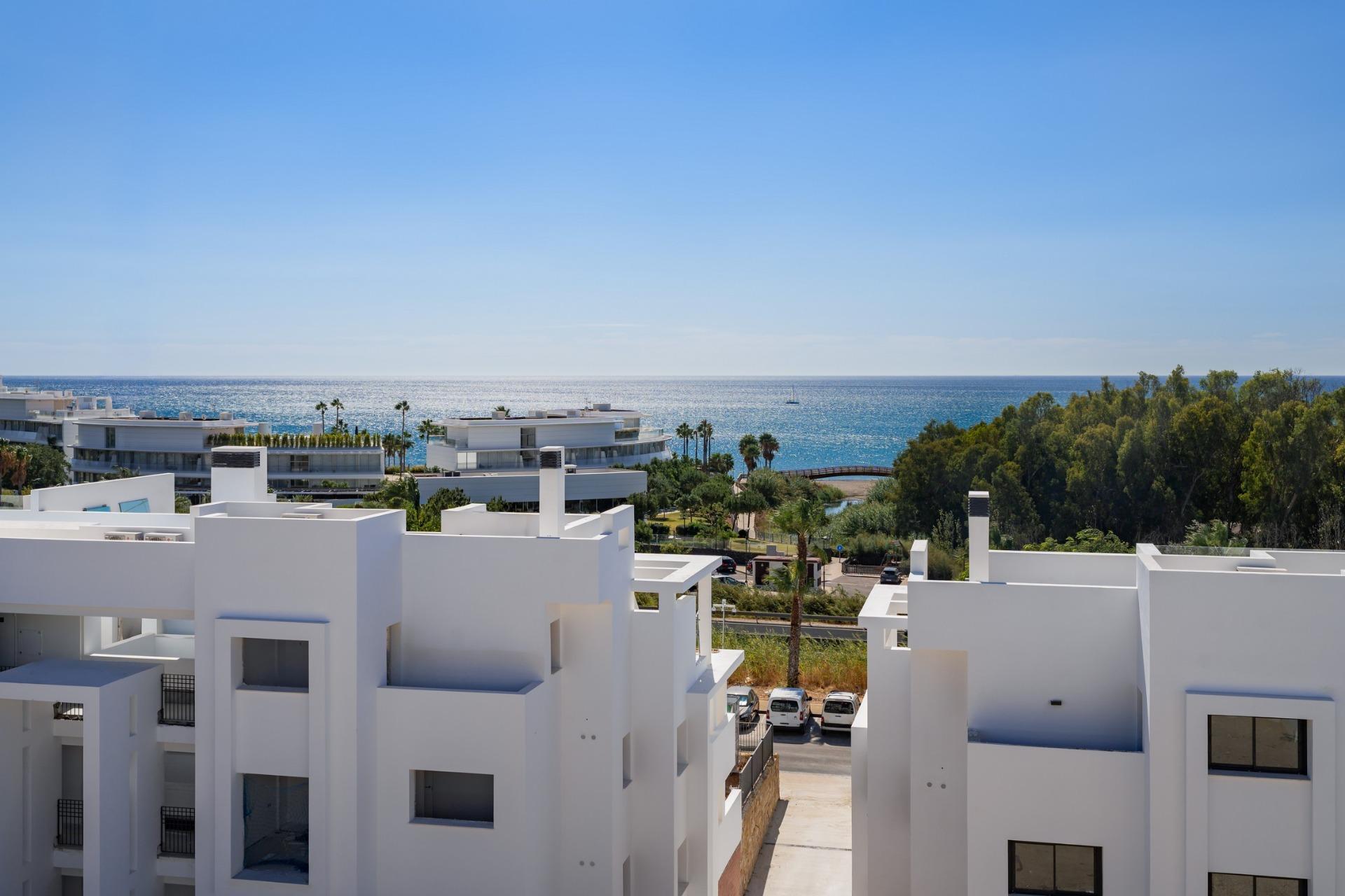 Apartment in Estepona - view 1