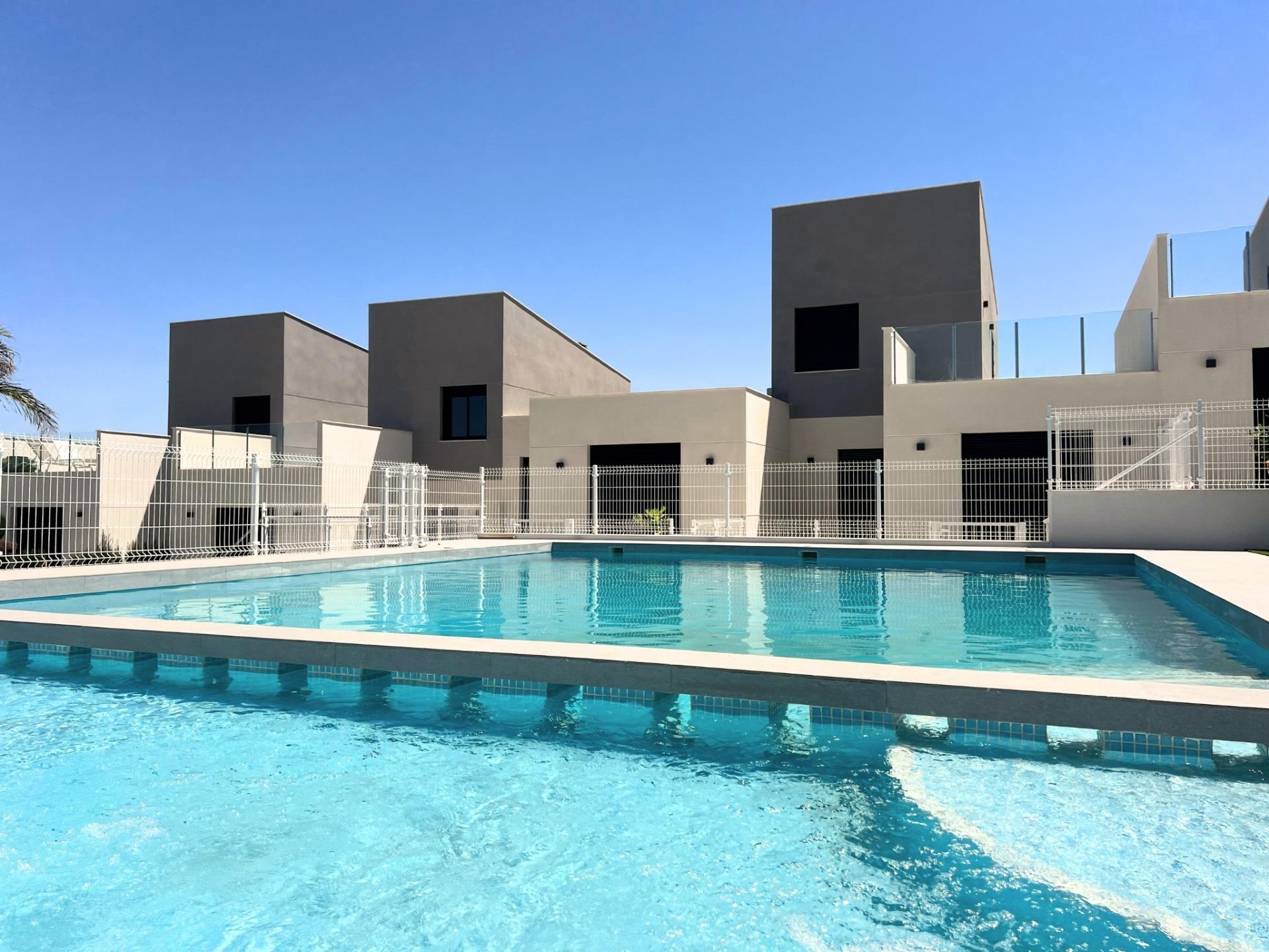 House in La Pareja - view 1