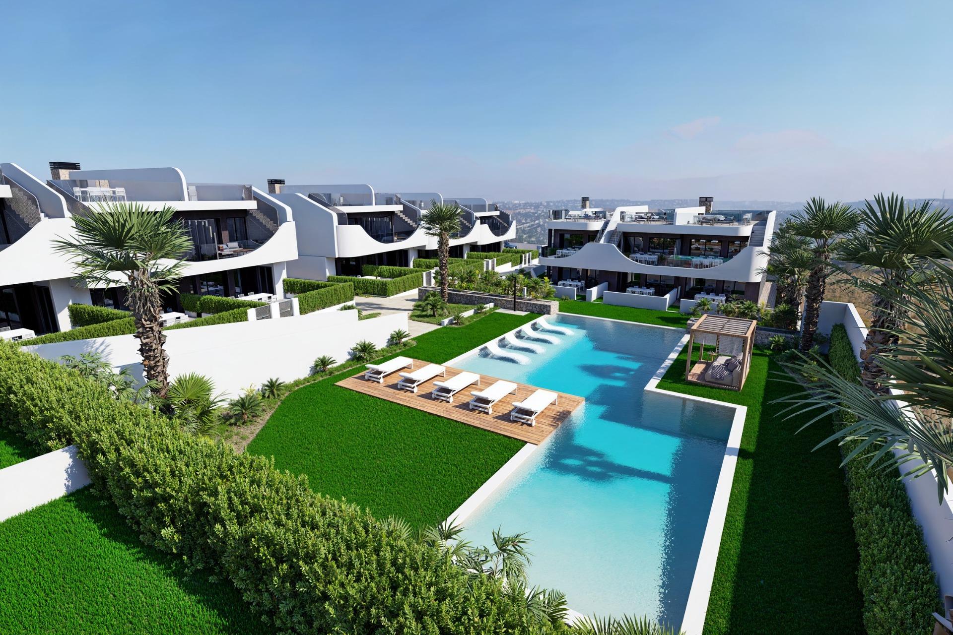 Apartment in Villamartin - view 1
