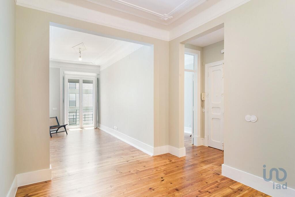 Apartment in Lisbon - view 1