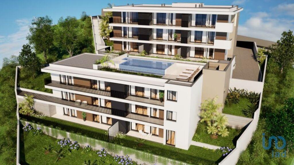 Apartment in Camara de Lobos - view 1