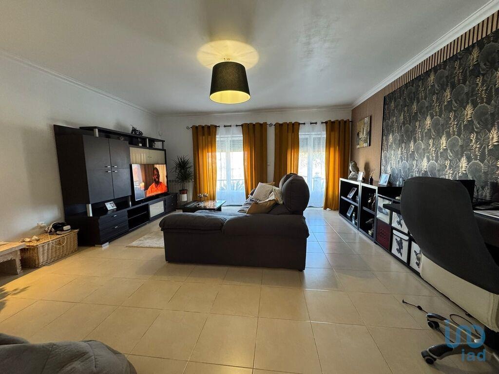 House in Torres Vedras - view 1