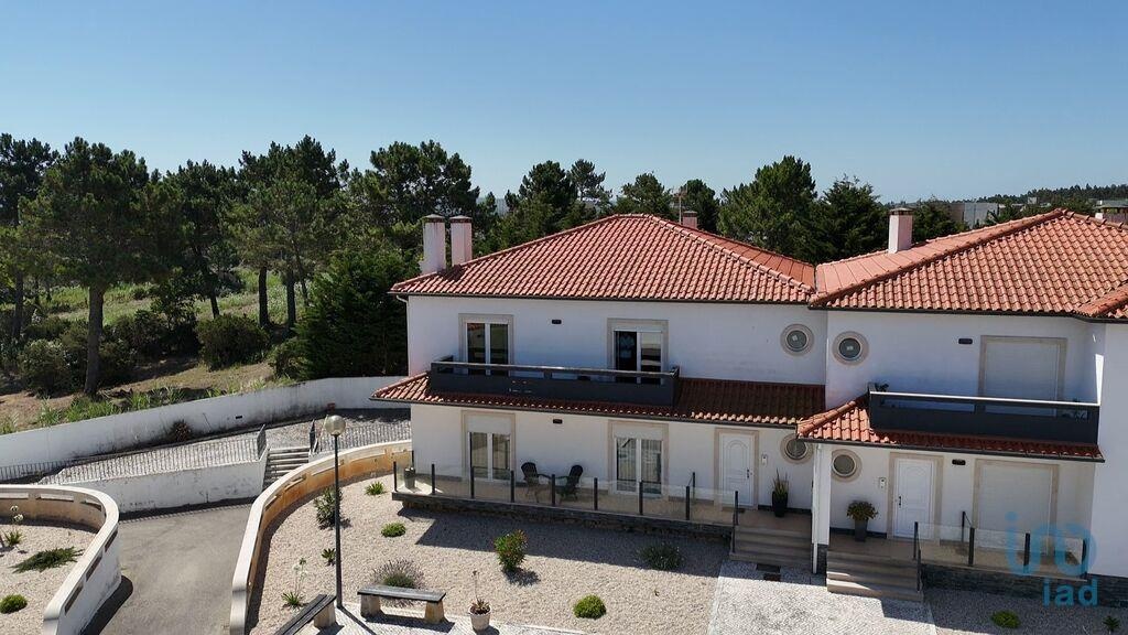 Apartment in Caldas da Rainha - view 1