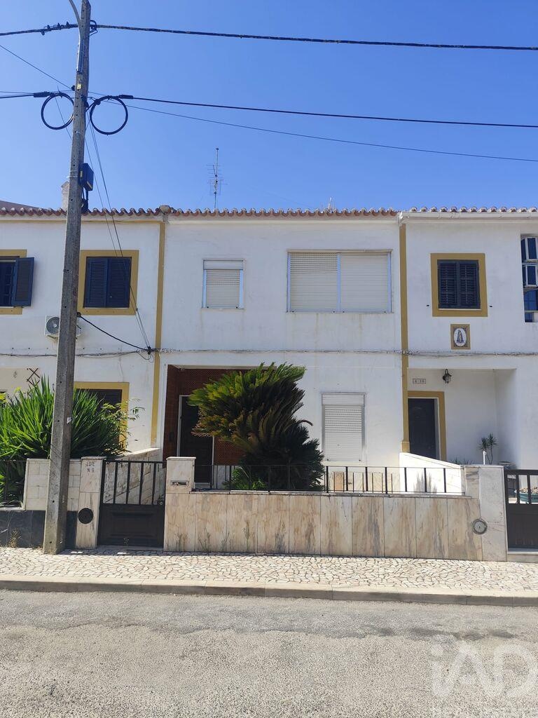 House in Vila Vicosa - view 1