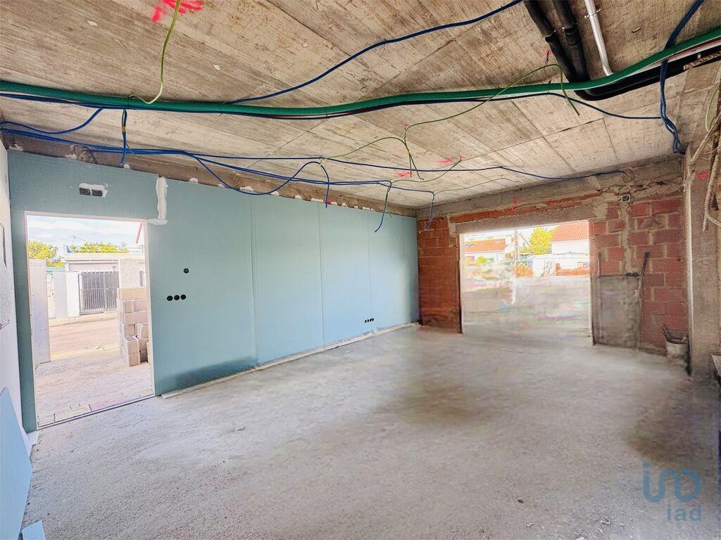 House in Seixal - view 1