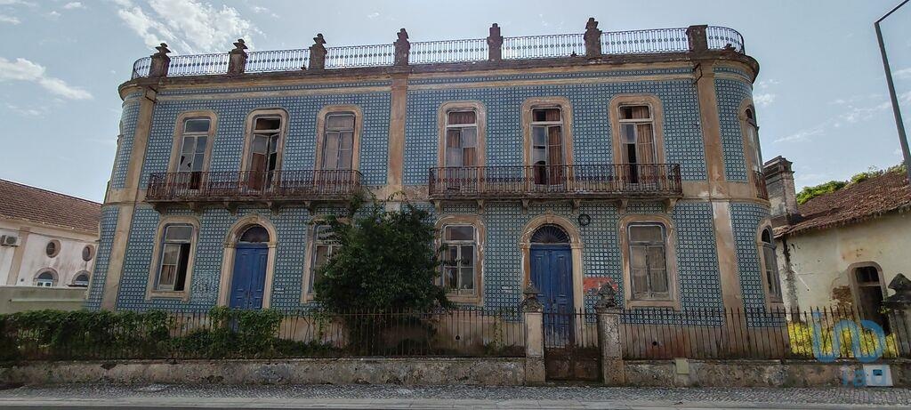 House in Seiceira - view 1