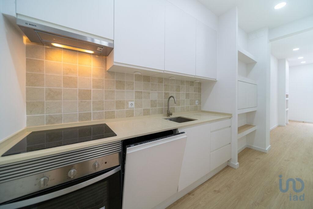 Apartment in Lisbon - view 1