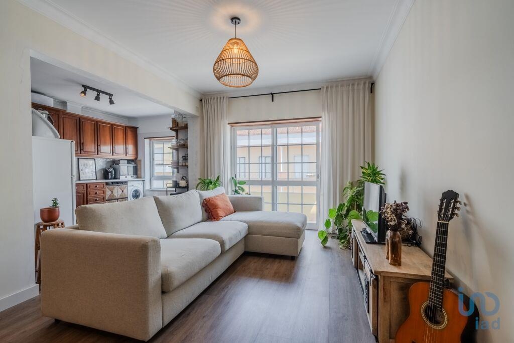 Apartment in Torres Vedras - view 1