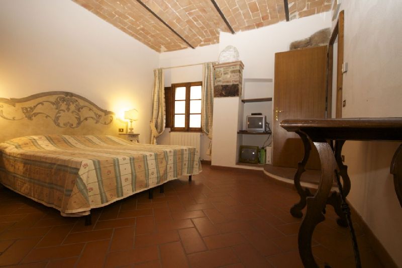 House in Volterra - view 1