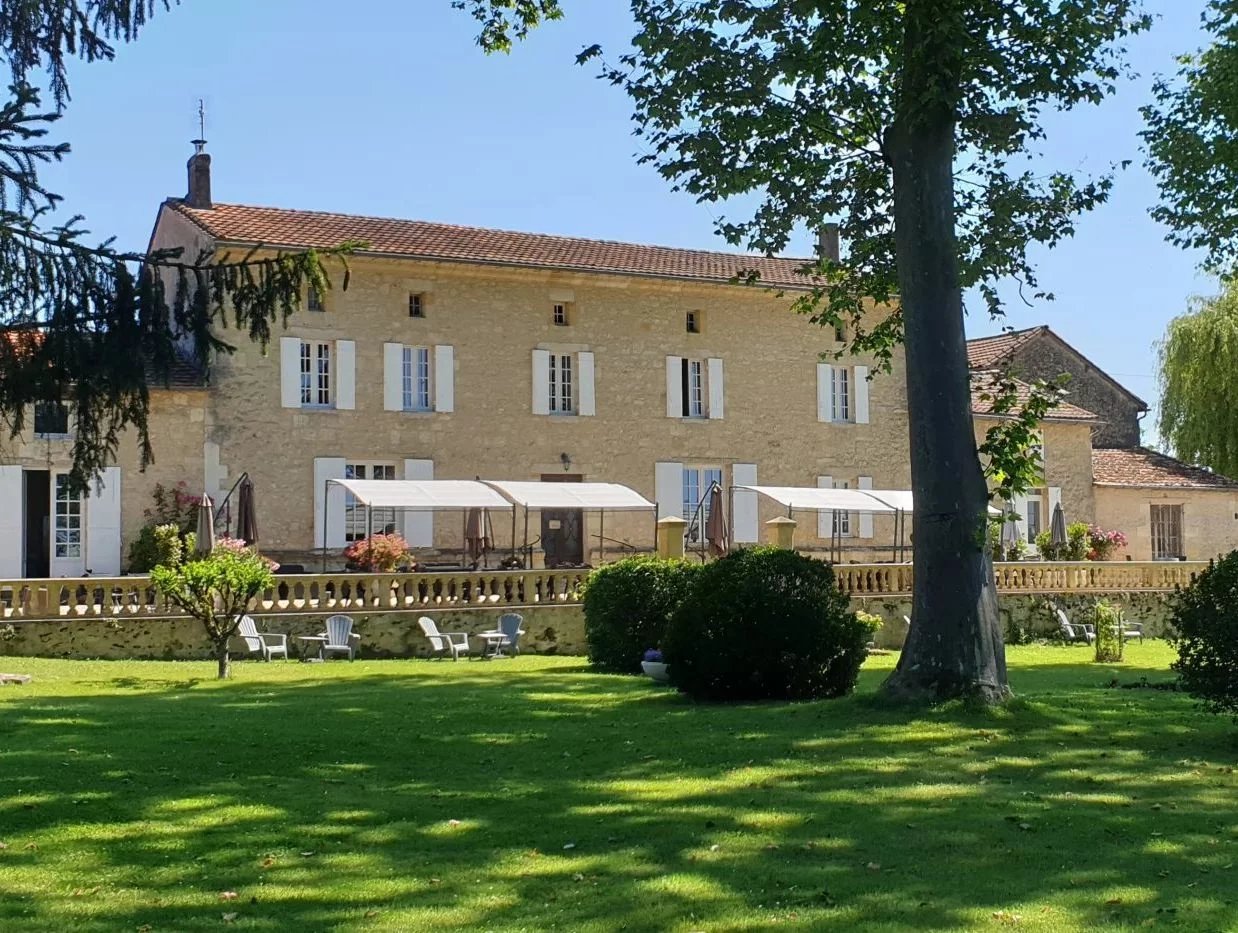 House in Montpon-Menesterol - view 1