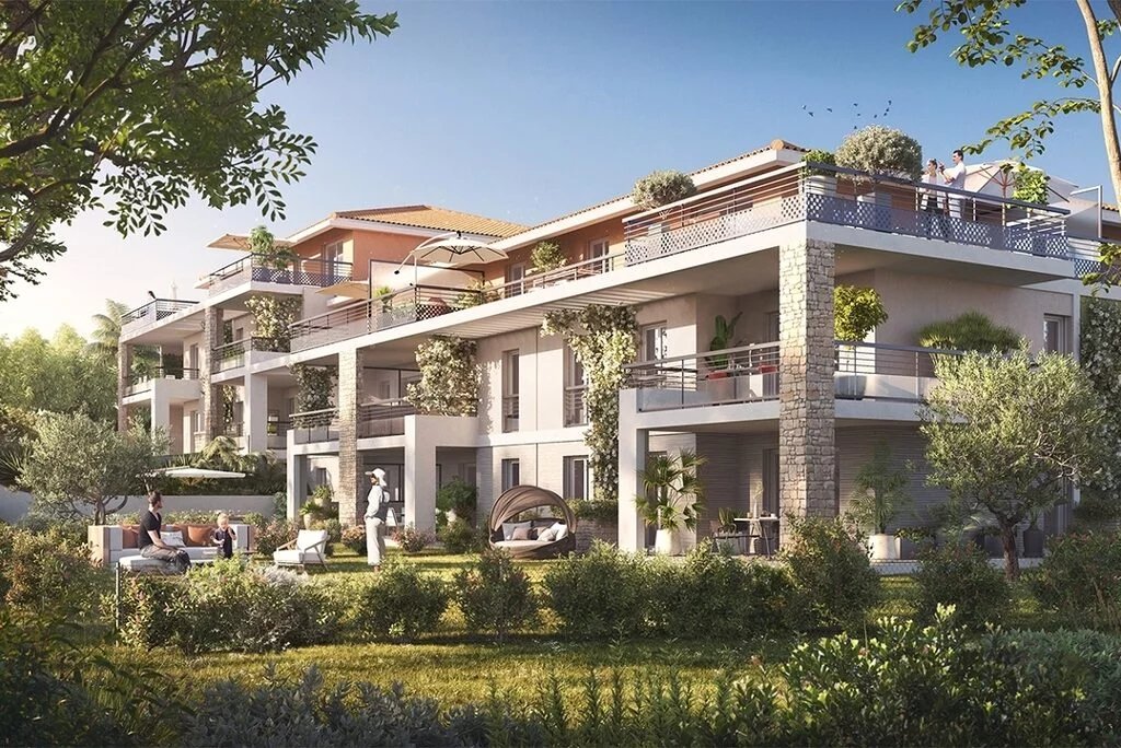 Apartment in Vallauris - view 1