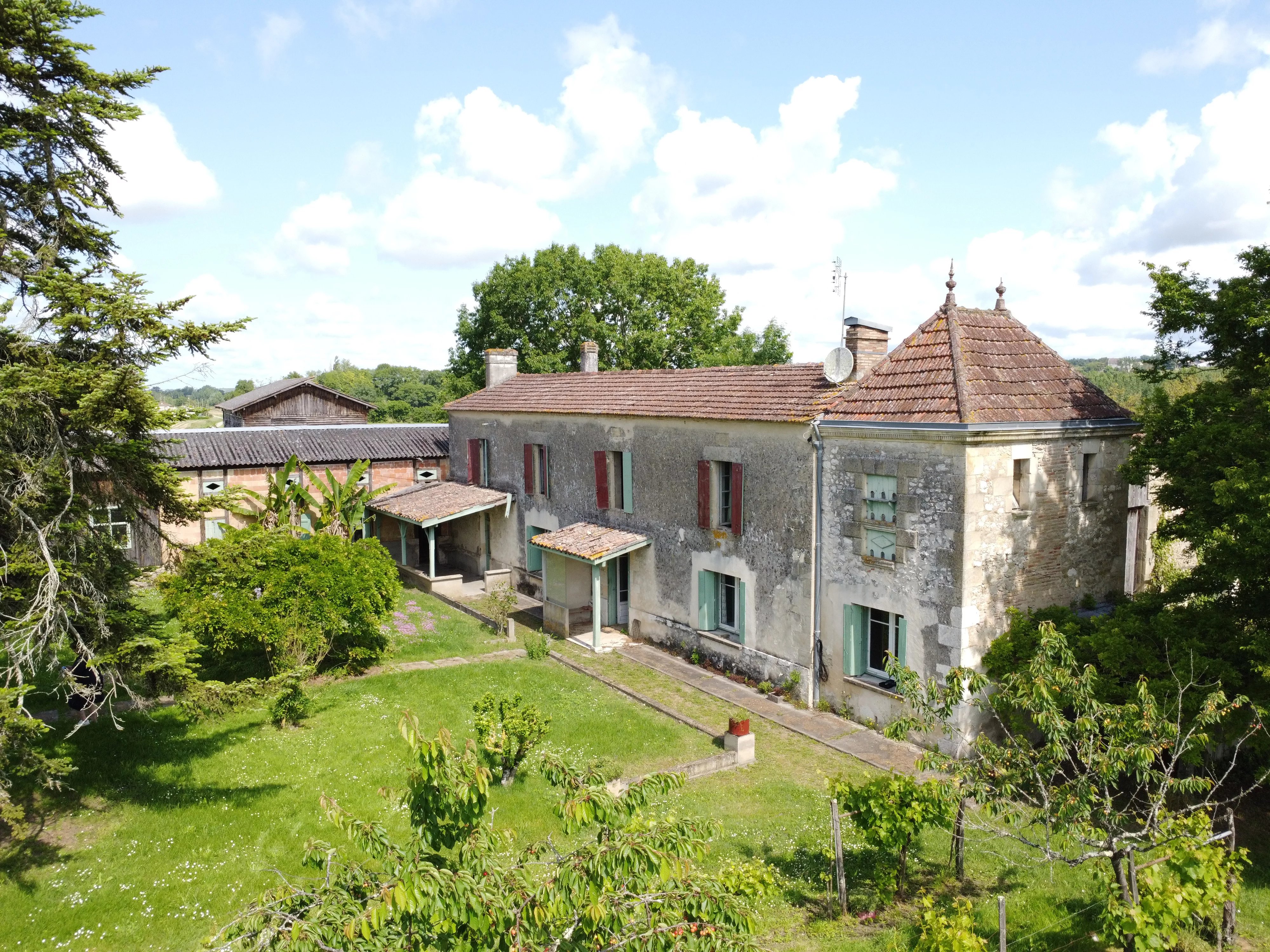 House in Duras - view 1