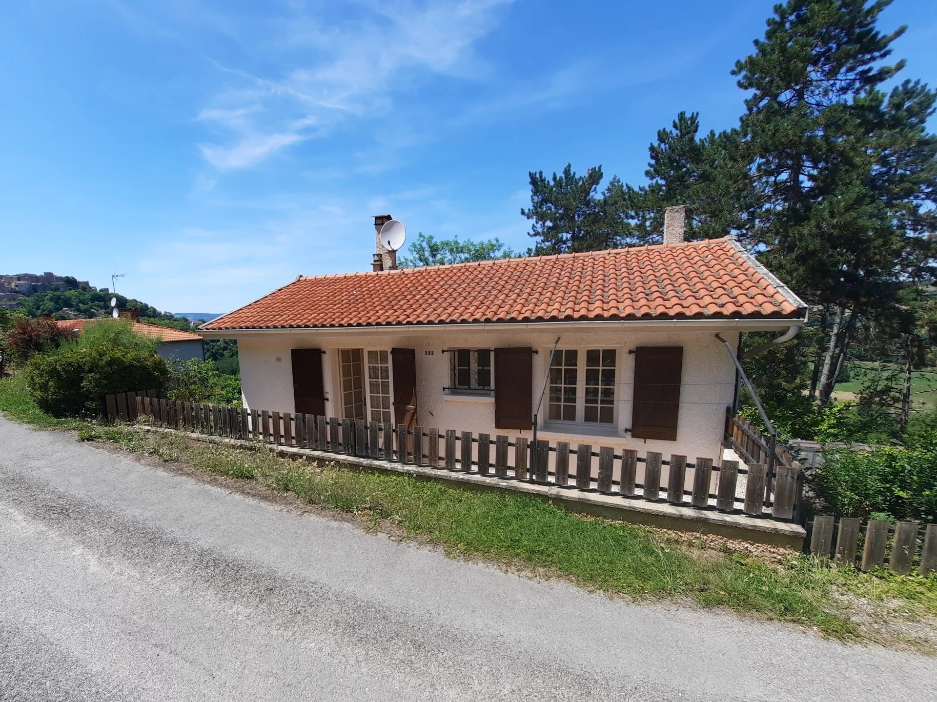 House in Cordes-sur-Ciel - view 1