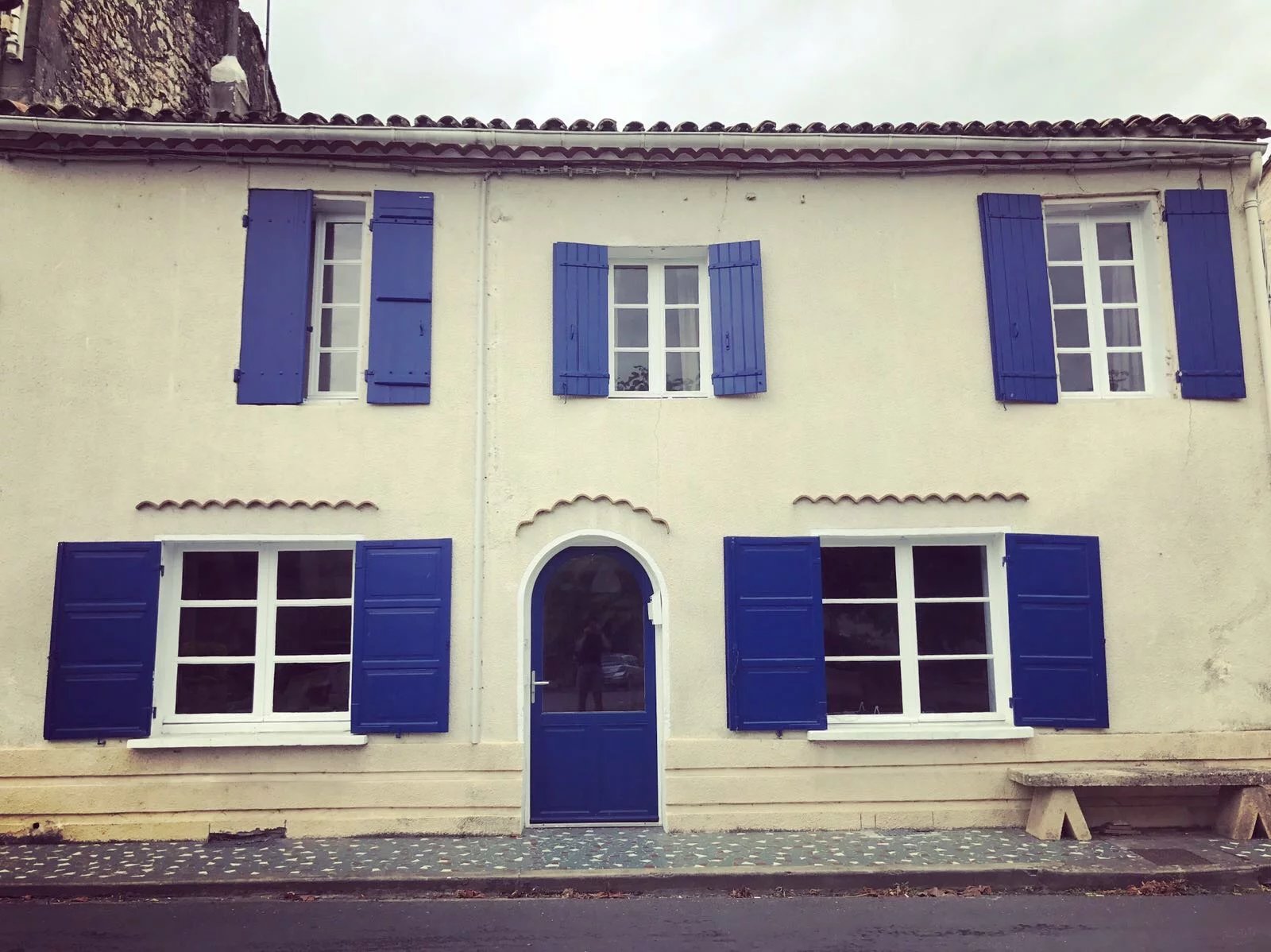House in Montauriol - view 1
