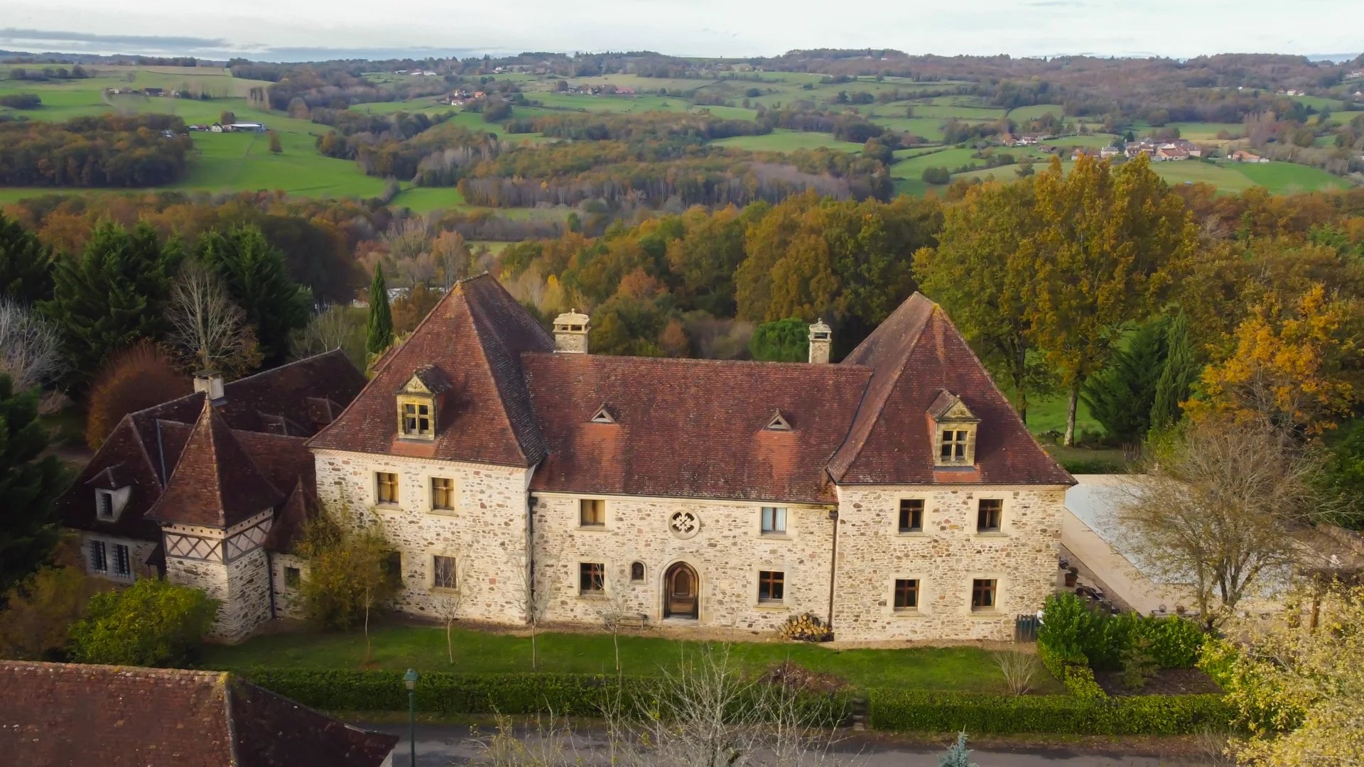 House in Hautefort - view 1
