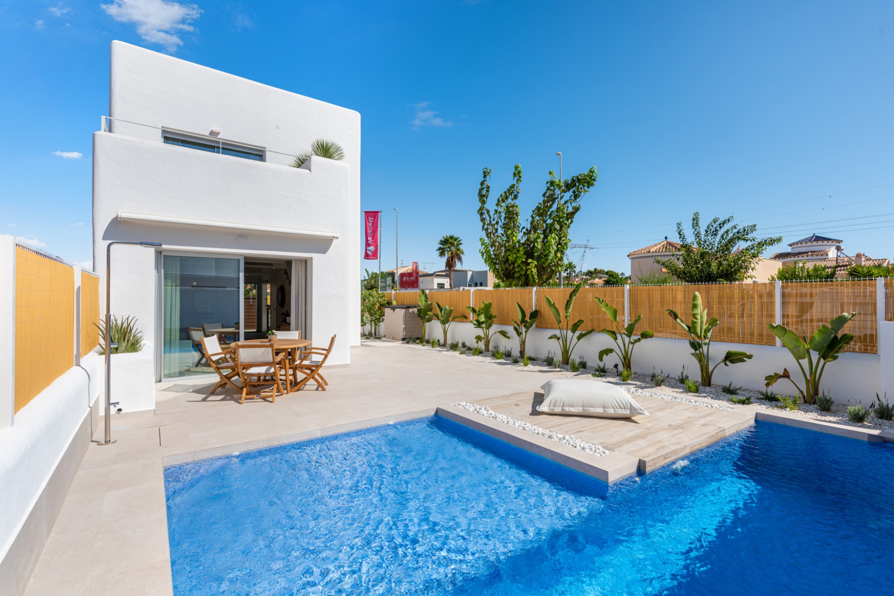 House in Santa Cruz - view 1