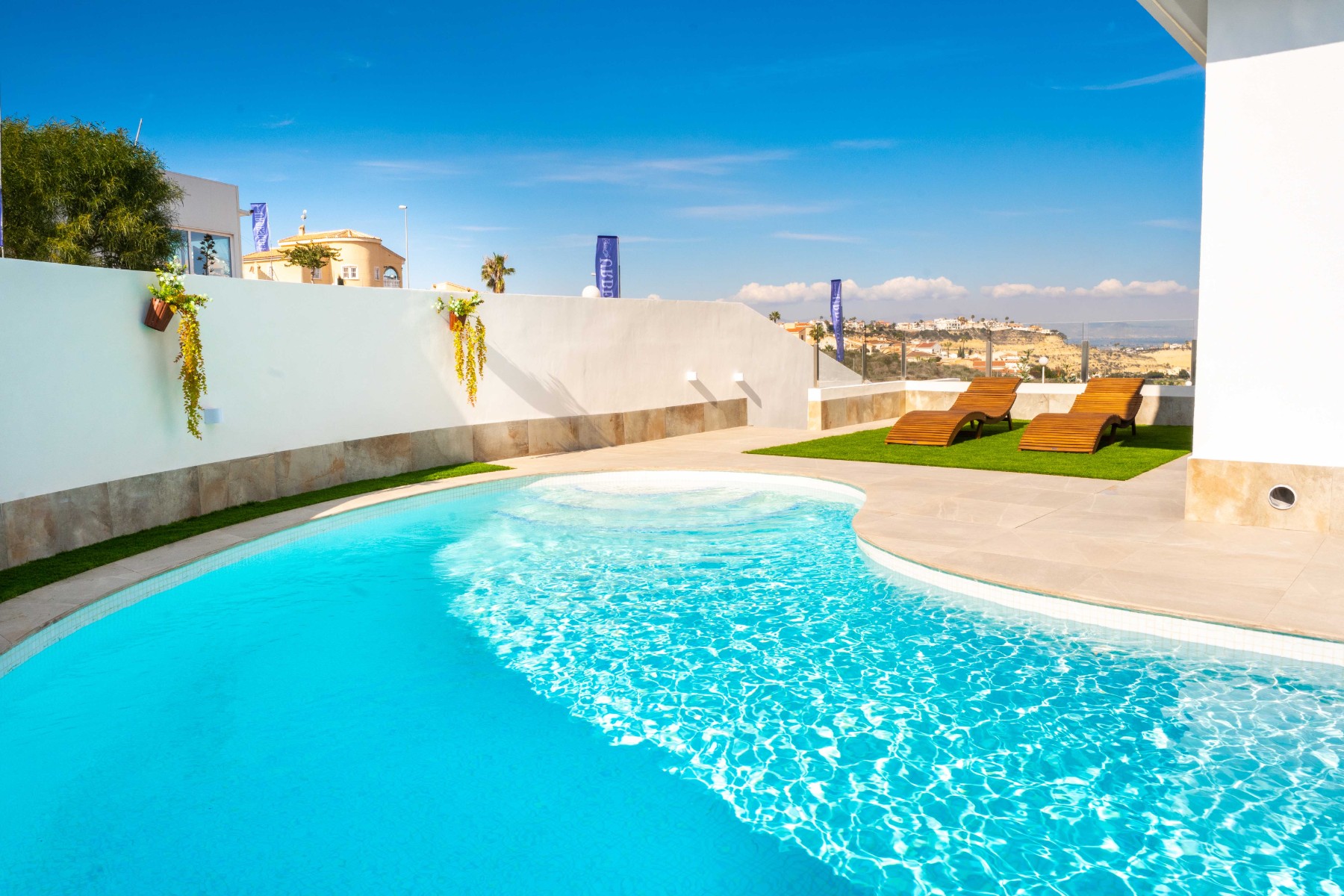 House in Alicante - view 1