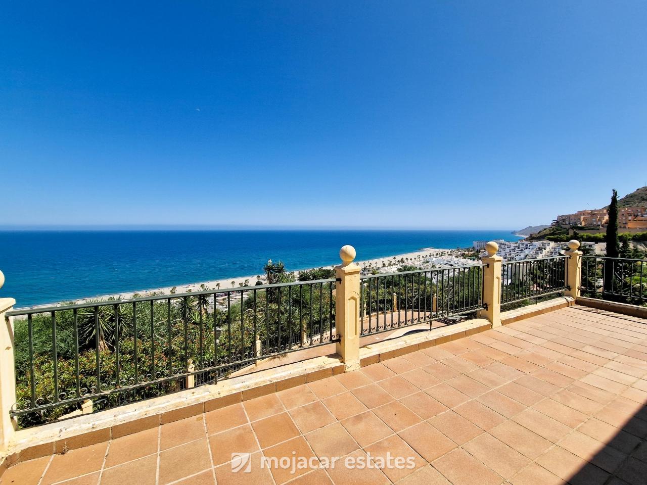 Villa in Almeria - view 1