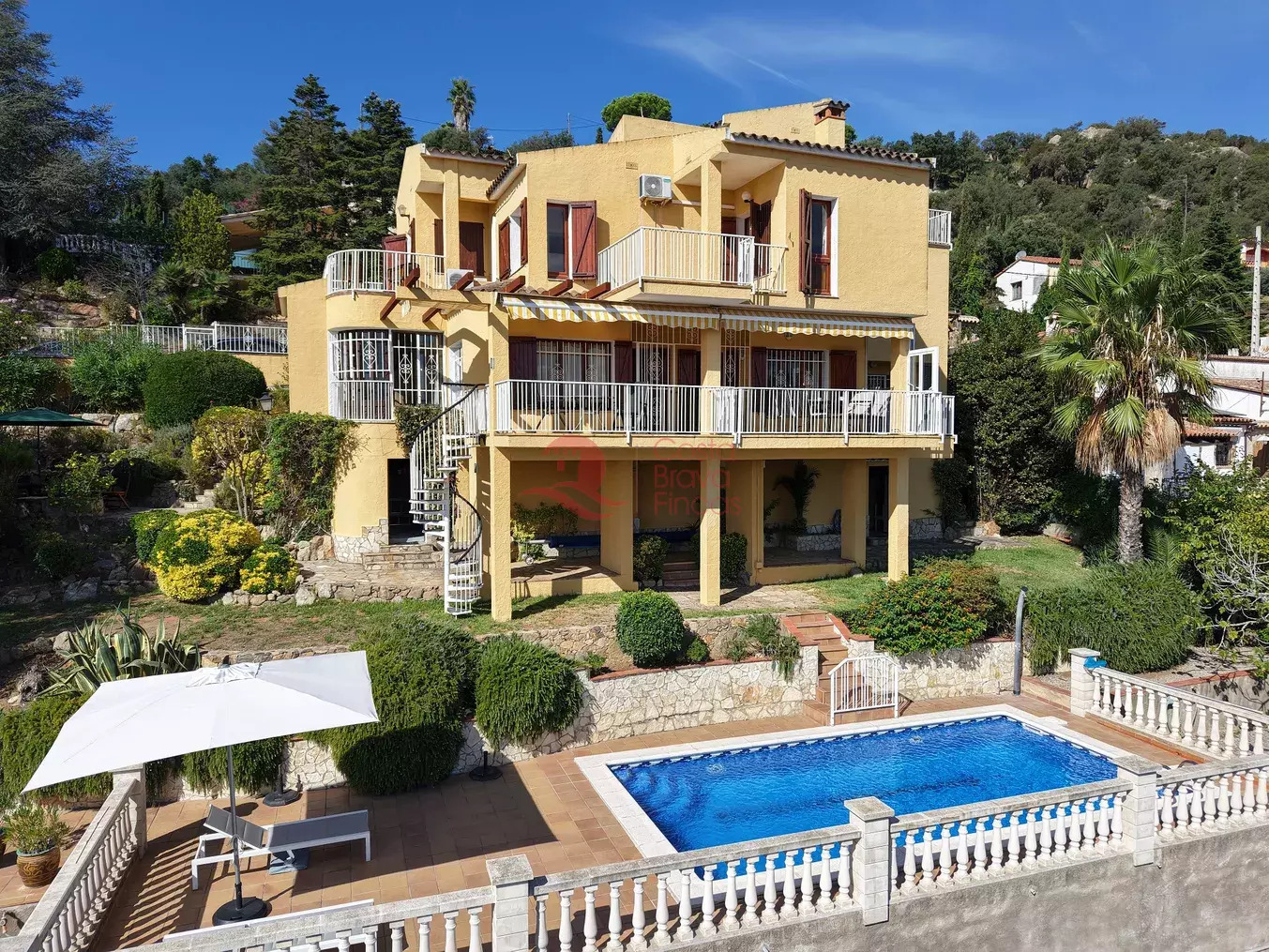House in Calonge - view 1