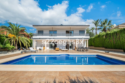 Villa in Alicante - view 1