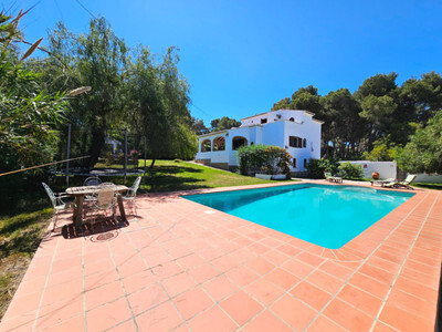 Villa in Alicante - view 1