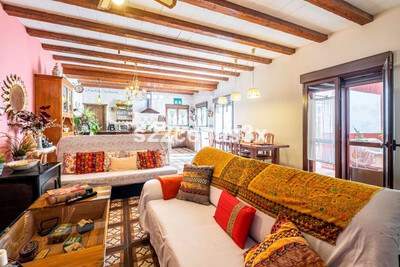 Villa in Alicante - view 1