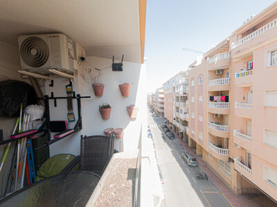 Apartment in Alicante - view 1