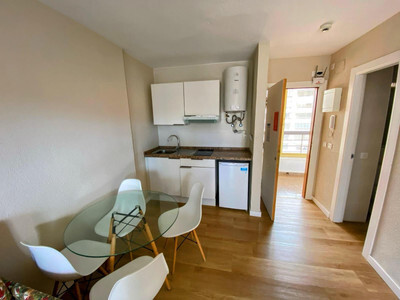 Apartment in Alicante - view 1