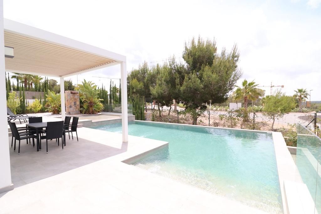 Villa in San Juan de Alicante - view 1