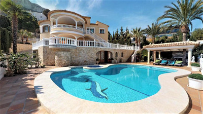 Villa in Alicante - view 1