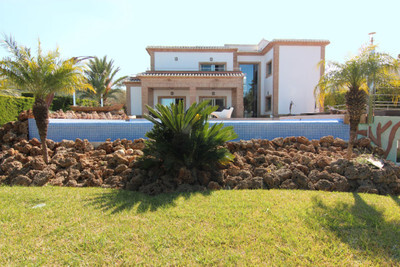 Villa in Alicante - view 1