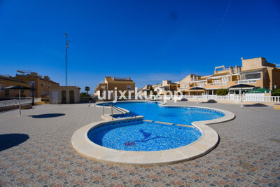 House in Alicante - view 1