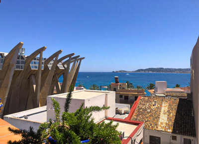 Villa in Alicante - view 1