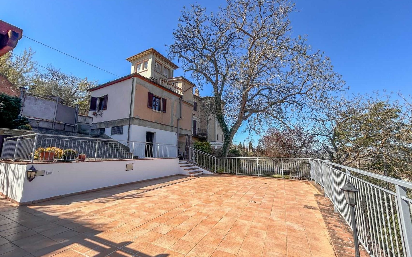 House in Corciano - view 1